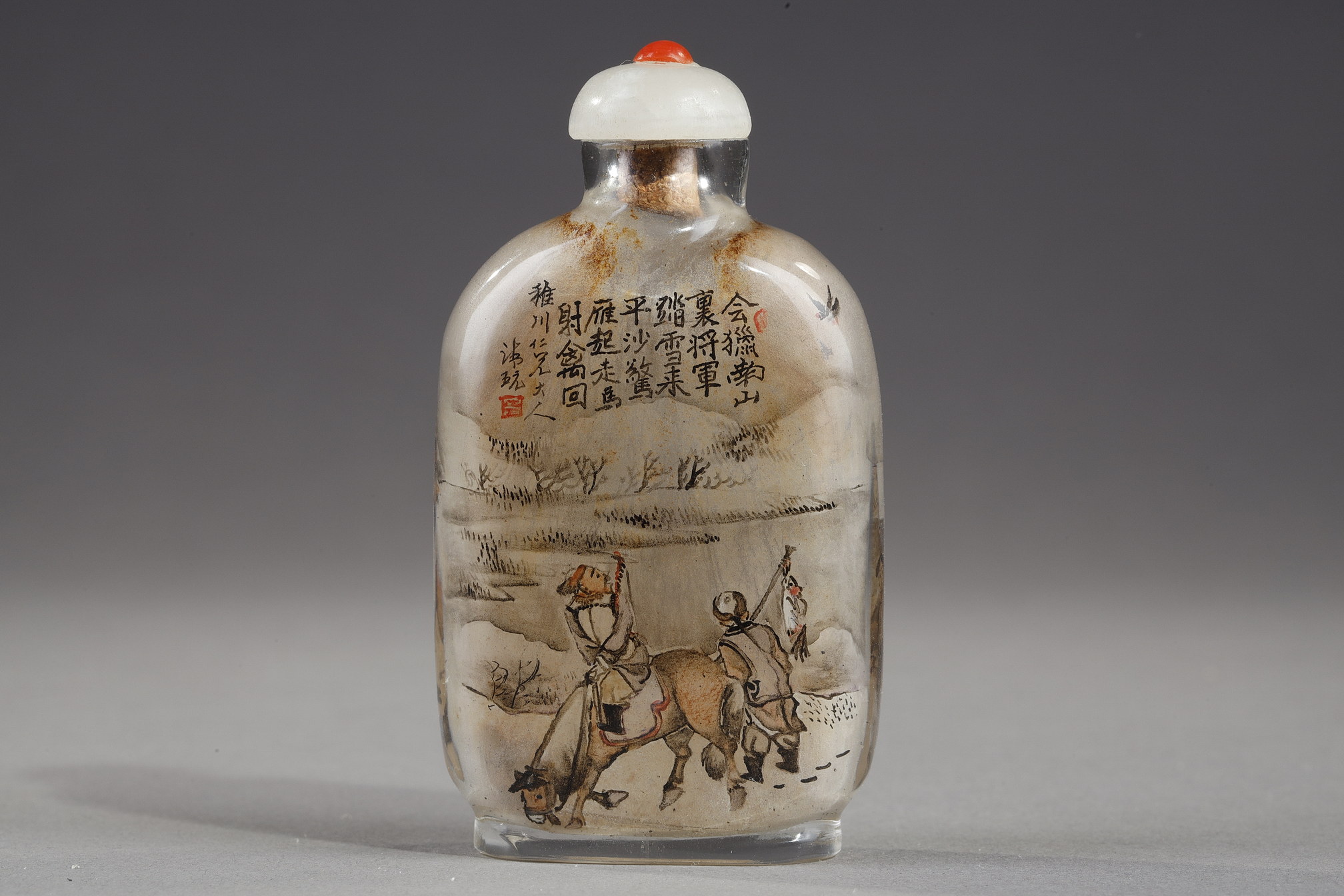 -Snuff bottle in glass